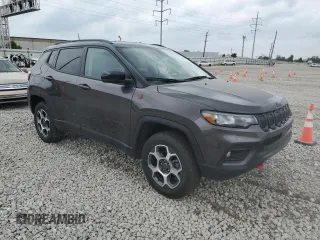 2022 Jeep Compass Trailhawk with VIN 3C4NJDDB9NT233908, listed as a Copart auction lot 56428125 with 16,570 mi miles and Salvage title. Bid and sale history available at DreamBid. Image 4.