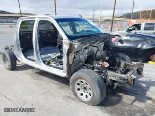 2015 Chevrolet Silverado 1500 LT with VIN 3GCPCREH3FG111932, listed as a IAAI auction lot 41776069 with 1 mi miles. Bid and sale history available at carsss.com. Image 1.