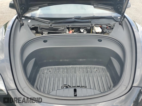 2023 Tesla Model 3 z VIN 5YJ3E1EAXPF451972, wystawiony jako Copart lot #60165475 z przebiegiem 104 902 mil mil oraz Czysty tytuł • Clean title. Historia ofert i sprzedaży dostępna na DreamBid. Obrazek 11.