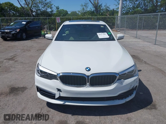 2019 BMW 5 Series 530i with VIN WBAJA5C5XKWW33575, listed as a IAAI auction lot 42217081 with 55,379 mi miles and . Bid and sale history available at DreamBid. Image 12.
