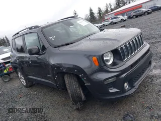 2020 Jeep Renegade Latitude with VIN ZACNJABB3LPL76503, listed as a IAAI auction lot 41467338 with 38,593 mi miles. Bid and sale history available at carsss.com. Image 1.