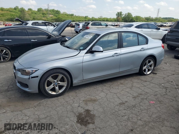 2014 BMW 3 Series 328d z VIN WBA3D3C56EK153145, wystawiony jako Copart lot #56644325 z przebiegiem 129 287 mil mil oraz Czysty tytuł • Clean title. Historia ofert i sprzedaży dostępna na DreamBid. Obrazek 1.