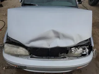 1996 Toyota Camry DX with VIN 4T1BG12K0TU763718, listed as a Copart auction lot 49430085 with 175,283 mi miles and Non Repairable. Bid and sale history available at carsss.com. Image 11.