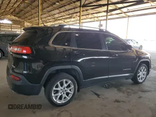 2018 Jeep Cherokee Latitude with VIN 1C4PJLCX6JD531185, listed as a Copart auction lot 61922815 with 246,133 mi miles and Salvage title. Bid and sale history available at DreamBid. Image 3.