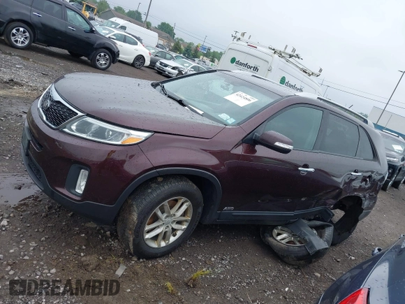 2015 Kia Sorento LX with VIN 5XYKTCA63FG585728, listed as a IAAI auction lot 42424806 with 191,894 mi miles and . Bid and sale history available at DreamBid. Image 15.