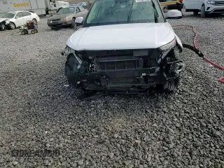 2021 Hyundai Venue SEL z VIN KMHRC8A32MU100035, wystawiony jako Copart lot #51099805 z przebiegiem 103 995 mil mil oraz Szkoda całkowita • Salvage title. Historia ofert i sprzedaży dostępna na DreamBid. Obrazek 14.