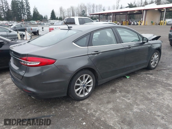 2017 Ford Fusion SE with VIN 3FA6P0H78HR259330, listed as a IAAI auction lot 41257890 with 63,360 mi miles. Bid and sale history available at carsss.com. Image 4.