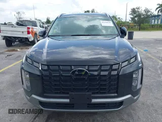 2025 Hyundai Palisade SEL z VIN KM8R2DGEXSU835072, wystawiony jako IAAI lot #42394638 z przebiegiem 14 919 mil mil oraz . Historia ofert i sprzedaży dostępna na DreamBid. Obrazek 12.