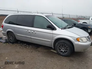2001 Chrysler Town & Country Limited with VIN 2C8GP64L11R369621, listed as a IAAI auction lot 41952375 with 186,780 mi miles. Bid and sale history available at carsss.com. Image 1.
