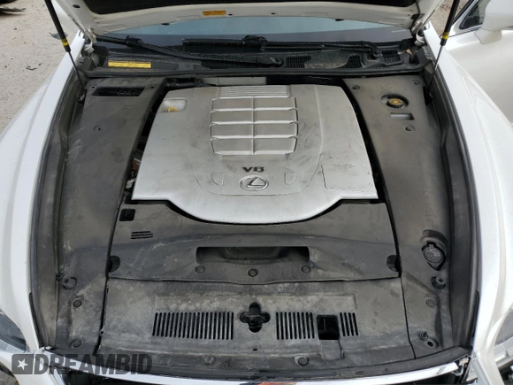 2016 Lexus LS 460 z VIN JTHCL5EF2G5026979, wystawiony jako Copart lot #50082125 z przebiegiem 99 336 mil mil oraz Szkoda całkowita • Salvage title. Historia ofert i sprzedaży dostępna na DreamBid. Obrazek 11.