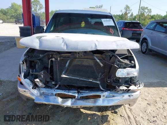 2002 Chevrolet Silverado 1500 Commercial with VIN 1GCEC14W42Z159104, listed as a IAAI auction lot 42183857 with 257,956 mi miles and . Bid and sale history available at DreamBid. Image 12.