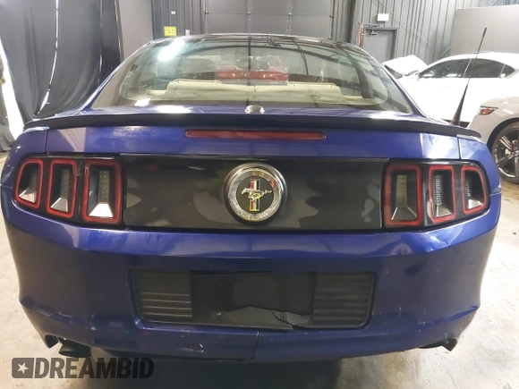2014 Ford Mustang V6 with VIN 1ZVBP8AM4E5272840, listed as a IAAI auction lot 42162282 with 99,221 mi miles and . Bid and sale history available at DreamBid. Image 17.