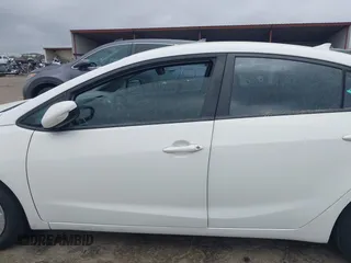 2018 Kia Forte LX with VIN 3KPFK4A78JE243751, listed as a IAAI auction lot 41907111 with 101,729 mi miles. Bid and sale history available at carsss.com. Image 15.