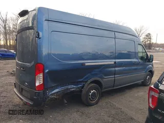 2023 Ford Transit Cargo z VIN 1FTBR3X86PKA19968, wystawiony jako IAAI lot #41587524 z przebiegiem 44 987 mil mil oraz . Historia ofert i sprzedaży dostępna na DreamBid. Obrazek 13.