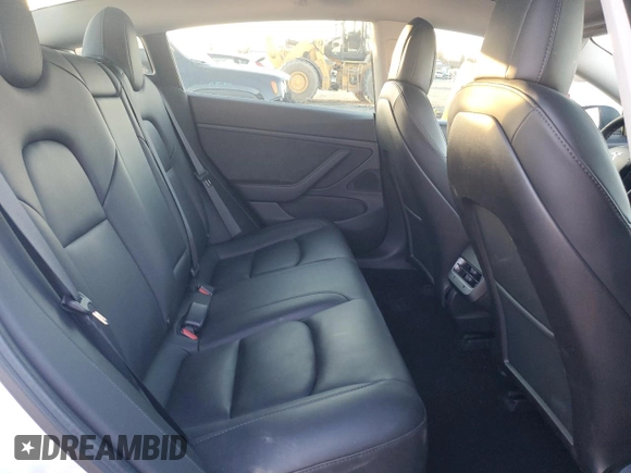 2020 Tesla Model 3 Performance z VIN 5YJ3E1EC1LF719481, wystawiony jako Copart lot #86930884 z przebiegiem 69 645 mil mil oraz Szkoda całkowita • Salvage title. Historia ofert i sprzedaży dostępna na DreamBid. Obrazek 10.