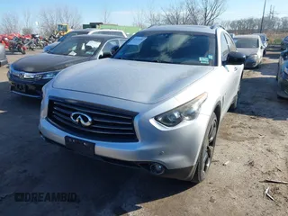 2015 Infiniti QX70 with VIN JN8CS1MW6FM482894, listed as a IAAI auction lot 41671236 with 106,599 mi miles and . Bid and sale history available at DreamBid. Image 2.