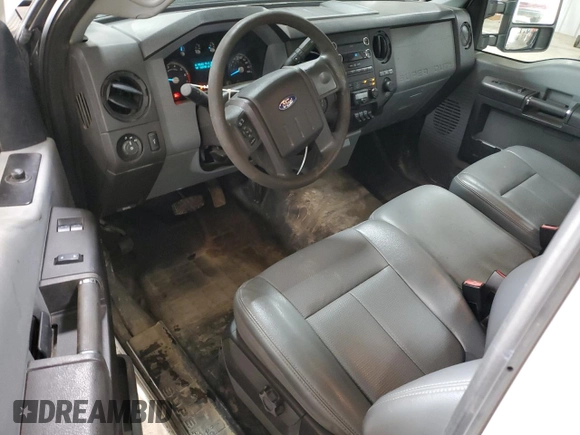 2015 Ford F-250 XL with VIN 1FTBF2A65FEB10141, listed as a Copart auction lot 65227535 with 163,790 mi miles and Salvage title. Bid and sale history available at DreamBid. Image 8.
