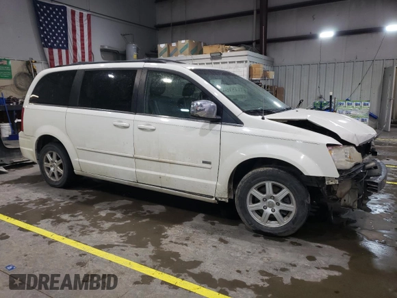 2008 Chrysler Town & Country Touring with VIN 2A8HR54P78R768842, listed as a Copart auction lot 51299365 with 174,338 mi miles and Salvage Title. Bid and sale history available at carsss.com. Image 4.