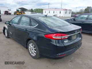 2017 Ford Fusion S with VIN 3FA6P0G77HR212596, listed as a IAAI auction lot 41910716 with 94,502 mi miles. Bid and sale history available at carsss.com. Image 3.