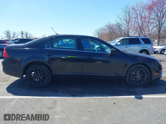 2011 Ford Fusion SEL with VIN 3FAHP0JGXBR125025, listed as a IAAI auction lot 41901192 with 165,822 mi miles. Bid and sale history available at carsss.com. Image 13.