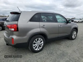 2015 Kia Sorento EX with VIN 5XYKU4A73FG659239, listed as a Copart auction lot 48253725 with 118,169 mi miles and Clean Title. Bid and sale history available at carsss.com. Image 3.