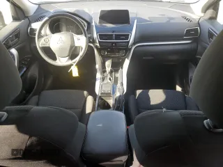 2019 Mitsubishi Eclipse Cross LE z VIN JA4AT4AA7KZ002945, wystawiony jako Copart lot #87117784 z przebiegiem 46 624 mil mil oraz Nie do naprawy • Non repairable. Historia ofert i sprzedaży dostępna na DreamBid. Obrazek 8.