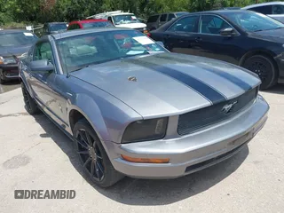2006 Ford Mustang Standard with VIN 1ZVFT80N665156077, listed as a IAAI auction lot 42731469 with 206,769 mi miles and . Bid and sale history available at DreamBid. Image 1.