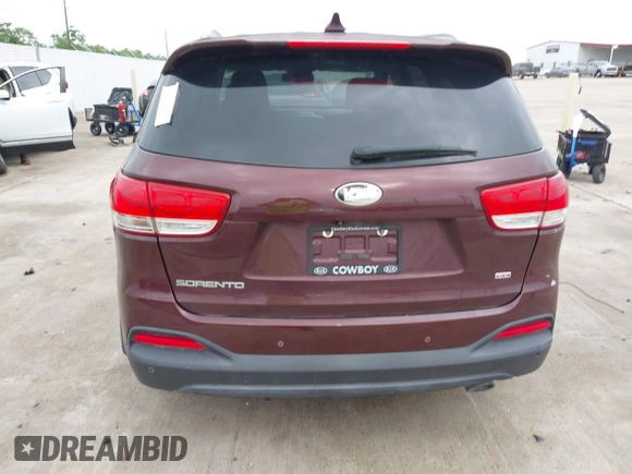 2017 Kia Sorento LX with VIN 5XYPG4A31HG259077, listed as a IAAI auction lot 42199198 with Not Provided miles. Bid and sale history available at carsss.com. Image 15.
