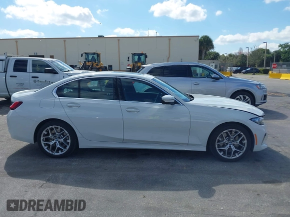 2025 BMW 3 Series 330i with VIN 3MW69CW02S8E96501, listed as a IAAI auction lot 41501968 with 10,864 mi miles and . Bid and sale history available at carsss.com. Image 13.