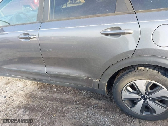 2017 Kia Niro FE with VIN KNDCB3LC5H5049675, listed as a IAAI auction lot 41704806 with 189,694 mi miles. Bid and sale history available at carsss.com. Image 21.
