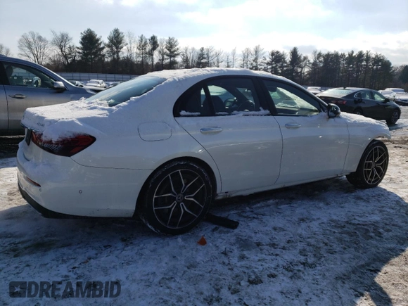 2021 Mercedes-Benz E-Class E 450 with VIN W1KZF5KB7MA947527, listed as a Copart auction lot 89355955 with 31,386 mi miles and Salvage Title. Bid and sale history available at carsss.com. Image 3.