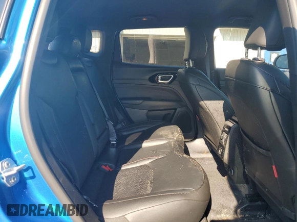 2025 Jeep Compass Trailhawk with VIN 3C4NJDDNXST556886, listed as a Copart auction lot 63569125 with 1,528 mi miles and Clean title. Bid and sale history available at DreamBid. Image 11.
