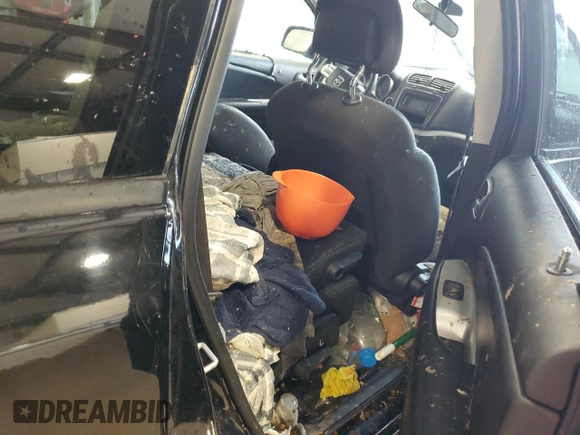2018 Dodge Journey SXT с VIN 3C4PDCBG8JT335462, выставлен на аукционе Copart как лот 50405615 с пробегом Не указан миль и Чистый • Clean title. История ставок и продаж доступна на DreamBid. Изображение 11.