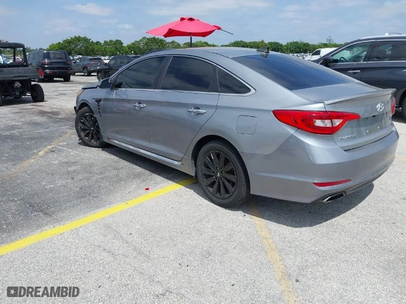 2015 Hyundai Sonata 2.4L Limited with VIN 5NPE34AF8FH060529, listed as a IAAI auction lot 42099311 with 98,546 mi miles. Bid and sale history available at carsss.com. Image 3.