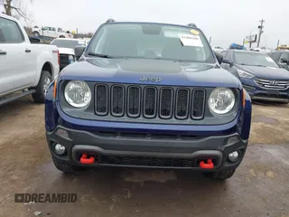 2018 Jeep Renegade Trailhawk with VIN ZACCJBCB6JPH00636, listed as a IAAI auction lot 41490206 with 111,373 mi miles. Bid and sale history available at carsss.com. Image 12.