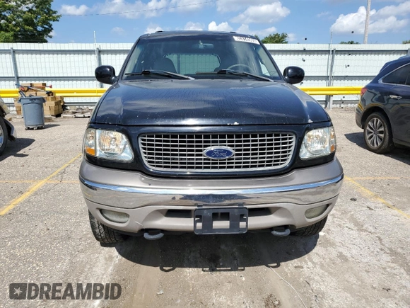 2002 Ford Expedition Eddie Bauer with VIN 1FMPU18L22LA37667, listed as a Copart auction lot 62414565 with 292,660 mi miles and Clean title. Bid and sale history available at DreamBid. Image 5.