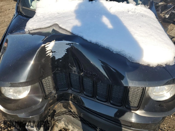 2020 Jeep Renegade Altitude with VIN ZACNJBBB8LPL97210, listed as a Copart auction lot 88880045 with Not provided miles and Salvage title. Bid and sale history available at DreamBid. Image 14.