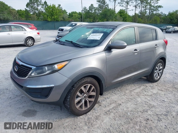 2016 Kia Sportage LX with VIN KNDPB3AC9G7846454, listed as a IAAI auction lot 42093337 with 143,513 mi miles. Bid and sale history available at carsss.com. Image 2.