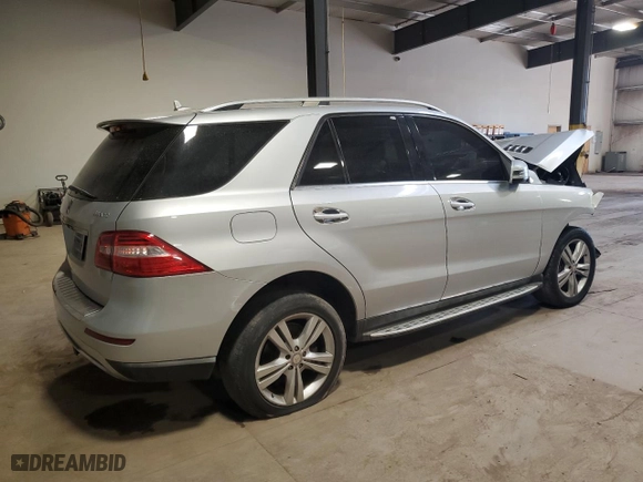 2013 Mercedes-Benz M-Class ML 350 with VIN 4JGDA5HB8DA207362, listed as a Copart auction lot 52013265 with 103,497 mi miles and Salvage Title. Bid and sale history available at carsss.com. Image 3.
