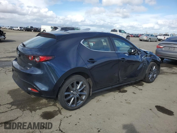 2019 Mazda Mazda3 Hatchback w/Preferred Pkg with VIN JM1BPBMM5K1134299, listed as a Copart auction lot 48898205 with 32,442 mi miles and Salvage Title. Bid and sale history available at carsss.com. Image 3.