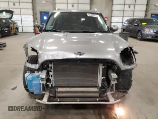 2018 MINI Countryman Cooper with VIN WMZYV5C35J3E02915, listed as a Copart auction lot 87074574 with 101,425 mi miles and Salvage Title. Bid and sale history available at carsss.com. Image 5.