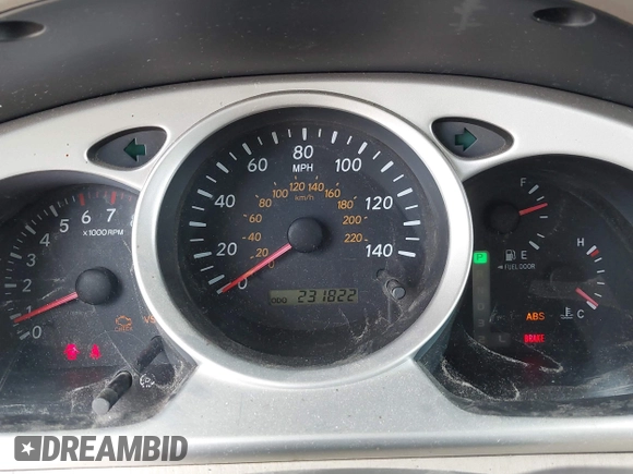 2004 Toyota Highlander z VIN JTEEP21A440009600, wystawiony jako IAAI lot #42377709 z przebiegiem 231 822 mil mil oraz . Historia ofert i sprzedaży dostępna na DreamBid. Obrazek 7.