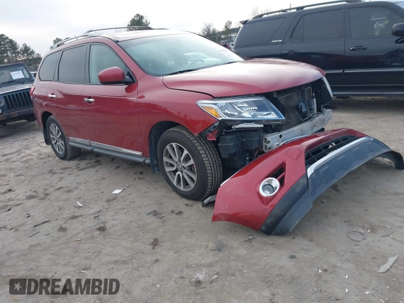 2013 Nissan Pathfinder SV with VIN 5N1AR2MMXDC611804, listed as a IAAI auction lot 41399219 with 185,384 mi miles. Bid and sale history available at carsss.com. Image 1.