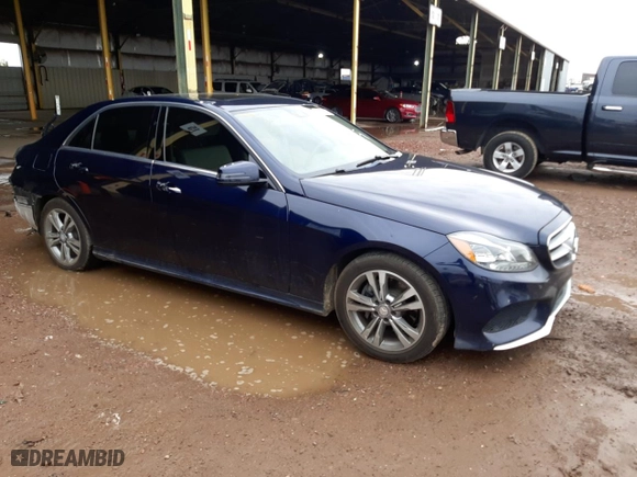 2015 Mercedes-Benz E-Class E 250 BlueTEC Luxury with VIN WDDHF0EB8FB136598, listed as a Copart auction lot 72271462 with 107,676 mi miles. Bid and sale history available at carsss.com. Image 4.