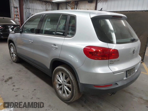 2017 Volkswagen Tiguan S with VIN WVGBV7AX6HK042814, listed as a IAAI auction lot 41742587 with 89,086 mi miles and . Bid and sale history available at DreamBid. Image 3.