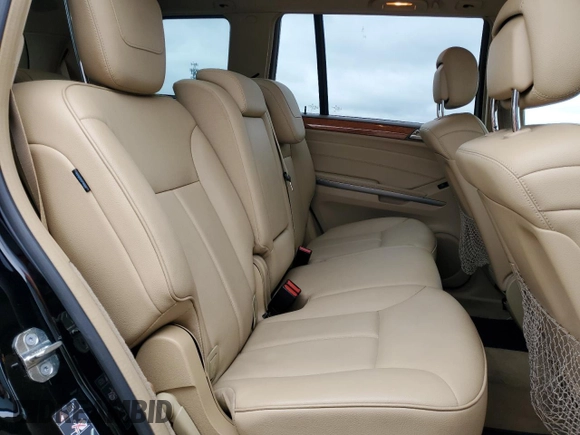 2012 Mercedes-Benz GL 450 z VIN 4JGBF7BE2CA766718, wystawiony jako Copart lot #56245625 z przebiegiem 139 662 mil mil oraz Czysty tytuł • Clean title. Historia ofert i sprzedaży dostępna na DreamBid. Obrazek 11.
