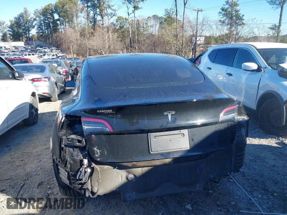 2022 Tesla Model 3 with VIN 5YJ3E1EA9NF147836, listed as a IAAI auction lot 41363603 with 28,748 mi miles. Bid and sale history available at carsss.com. Image 16.