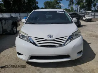 2015 Toyota Sienna LE AAS with VIN 5TDKK3DC6FS571510, listed as a Copart auction lot 52535745 with 232,362 mi miles and Salvage Title. Bid and sale history available at carsss.com. Image 5.