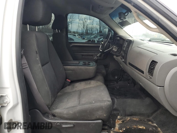 2013 Chevrolet Silverado 1500 LS with VIN 3GCPKREA8DG186967, listed as a Copart auction lot 42909045 with 200,928 mi miles and Salvage Title. Bid and sale history available at DreamBid. Image 7.