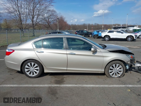 2013 Honda Accord EX with VIN 1HGCR2F77DA203049, listed as a IAAI auction lot 41905433 with 61,847 mi miles and . Bid and sale history available at DreamBid. Image 13.